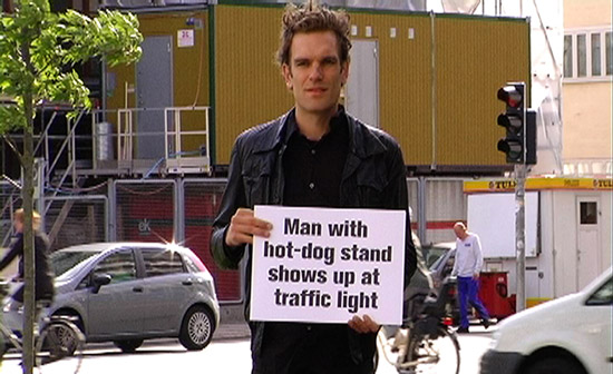 Mads Lynnerup, Routines (Sønder Boulevard), 2008, video still
