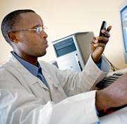 Ruhengeri Hospital pharmacist Andre Nsanzabandi uses TRACnet (image courtesy of FedTech Magazine 